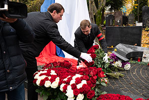 В Москве открыли памятник выдающемуся кардиохирургу Ренату Акчурину