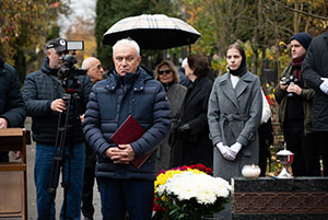 В Москве открыли памятник выдающемуся кардиохирургу Ренату Акчурину