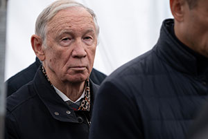 В Москве открыли памятник выдающемуся кардиохирургу Ренату Акчурину