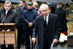 В Москве открыли памятник выдающемуся кардиохирургу Ренату Акчурину