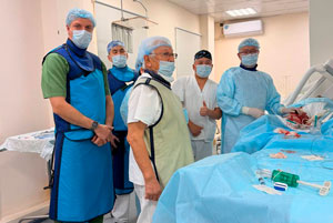 Курс по малоинвазивным вмешательствам провел | Якутия 2025