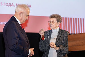 Фотоотчет с празднования 80 - летия Чазовского кардиоцентра 