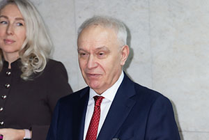 Фотоотчет с празднования 80 - летия Чазовского кардиоцентра 