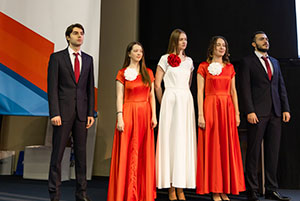 Фотоотчет с празднования 80 - летия Чазовского кардиоцентра 