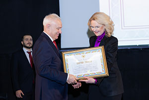 Фотоотчет с празднования 80 - летия Чазовского кардиоцентра 