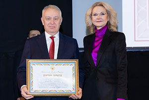 Фотоотчет с празднования 80 - летия Чазовского кардиоцентра 