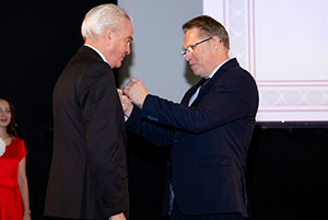 Фотоотчет с празднования 80 - летия Чазовского кардиоцентра 