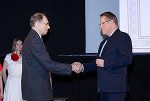 Фотоотчет с празднования 80 - летия Чазовского кардиоцентра 