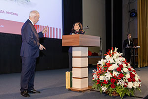 Фотоотчет с празднования 80 - летия Чазовского кардиоцентра 